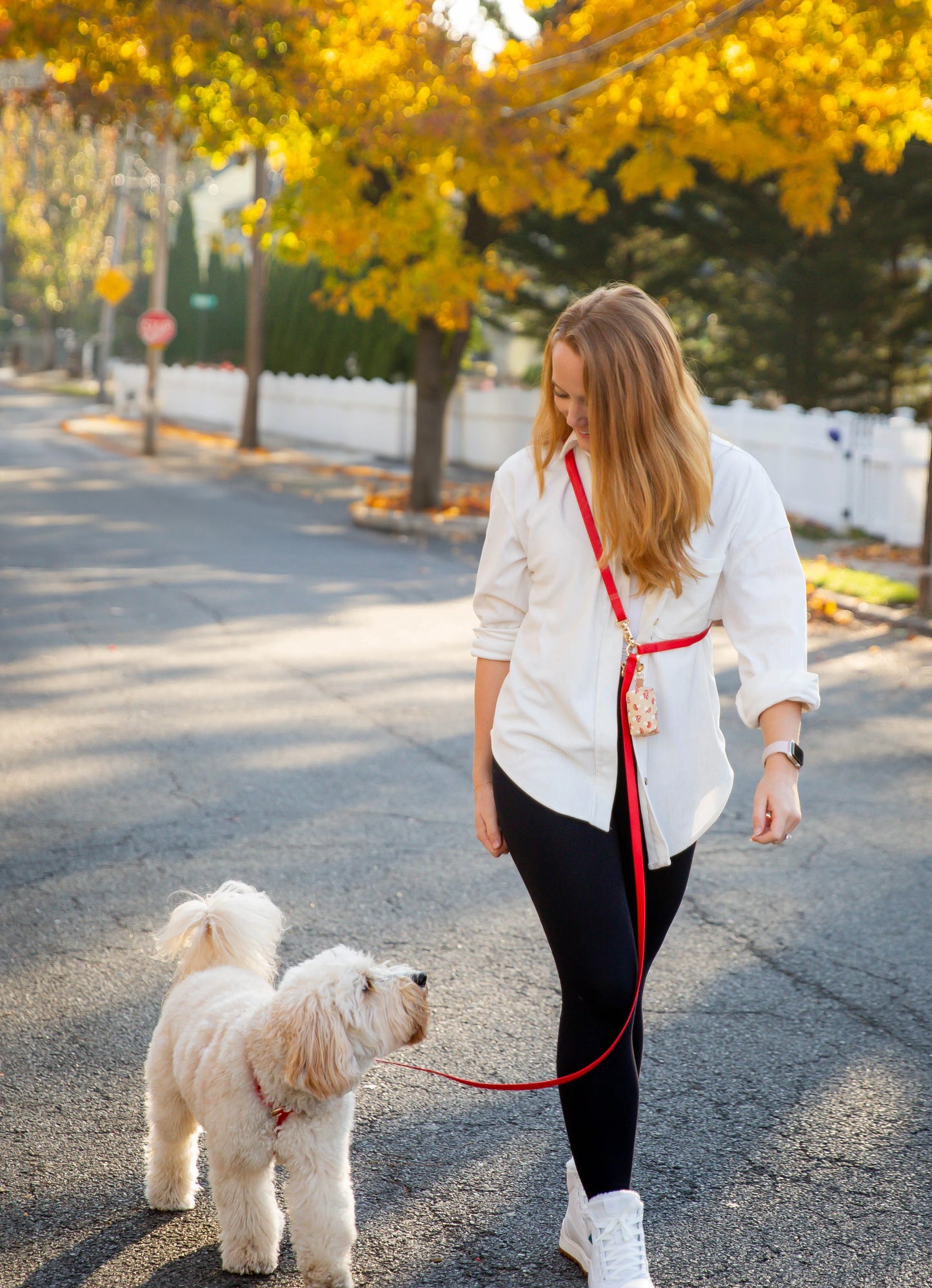 SUNNY TAILS - Wasserdichtes Hundegeschirr - Cherry Red - OSSO BLU