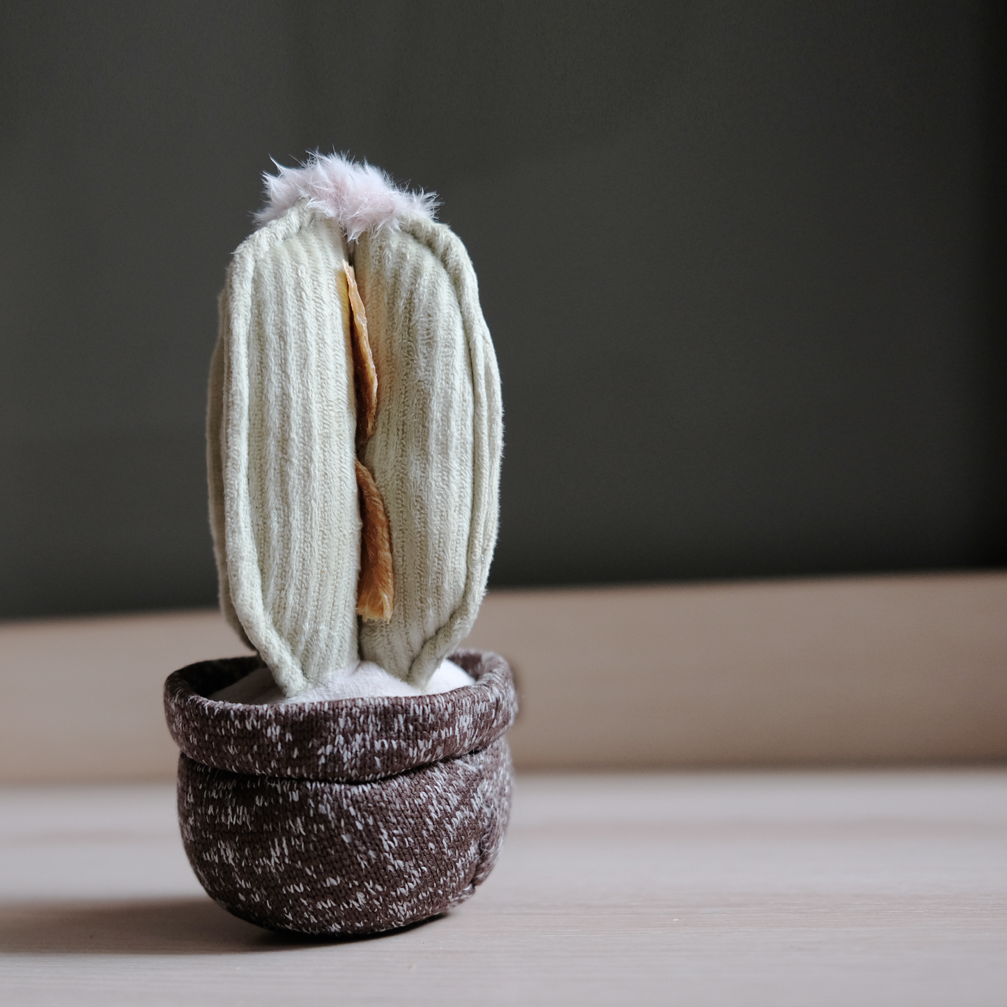 LAMBWOLF COLLECTIVE - KAKTUS Snuffle Toy - OSSO BLU