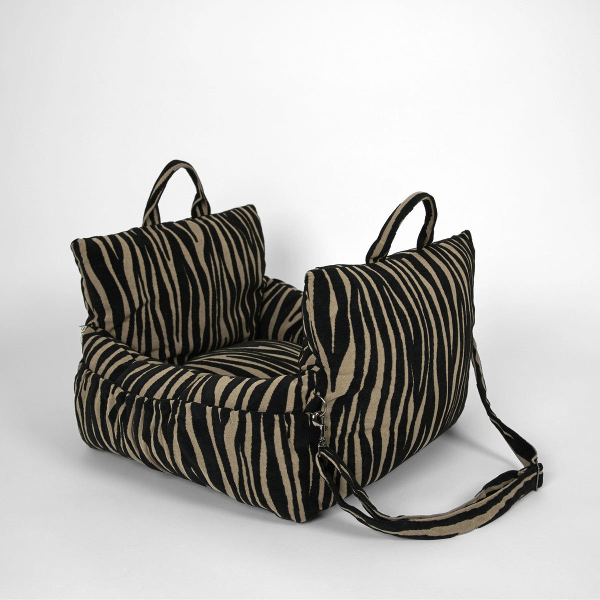STAEY – Lara 2.0 Hundeautositz Zebra