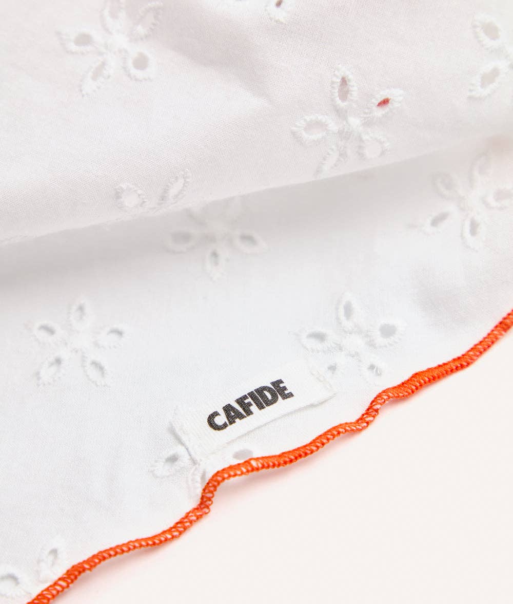 CAFIDE – Bandana per cani con ricamo (Corallo, Crema)