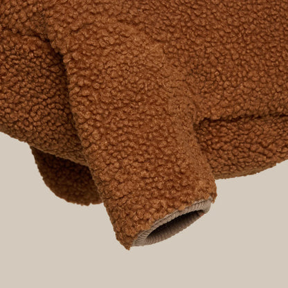 DREW'S DOGWEAR - MILO // Hundepullover aus weichem Teddymaterial – Braun - OSSO BLU