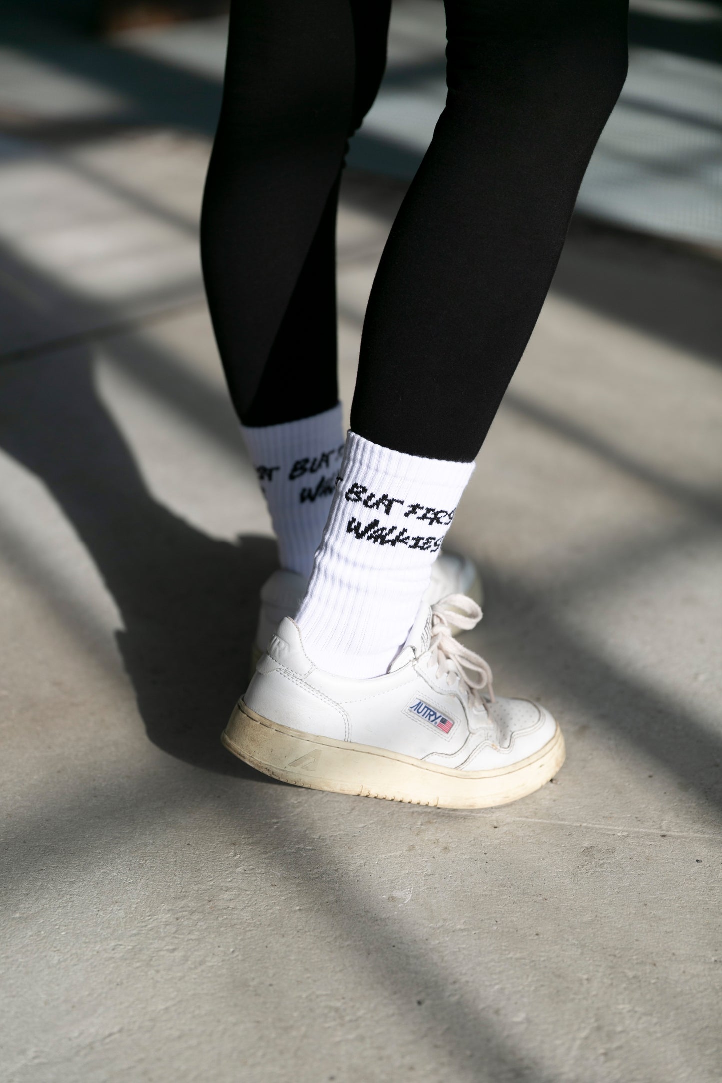 OSSO BLU - Socken "BUT FIRST WALKIES" - OSSO BLU