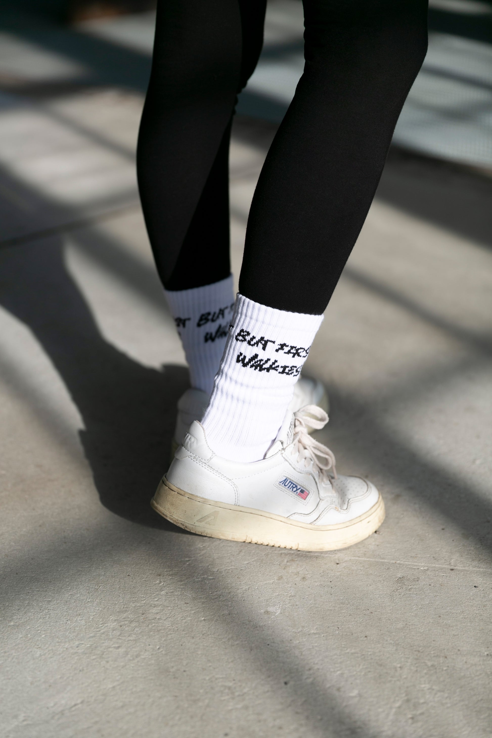 OSSO BLU - Socken "BUT FIRST WALKIES" - OSSO BLU