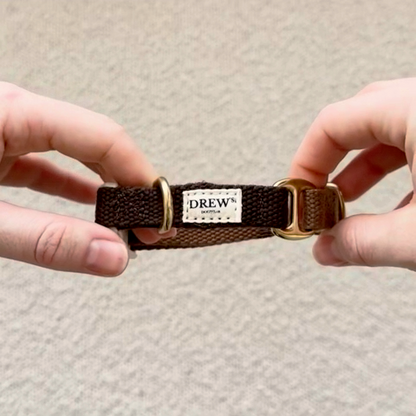 DREW'S DOGWEAR - Weiches & verstellbares Hundehalsband Chocolate - OSSO BLU